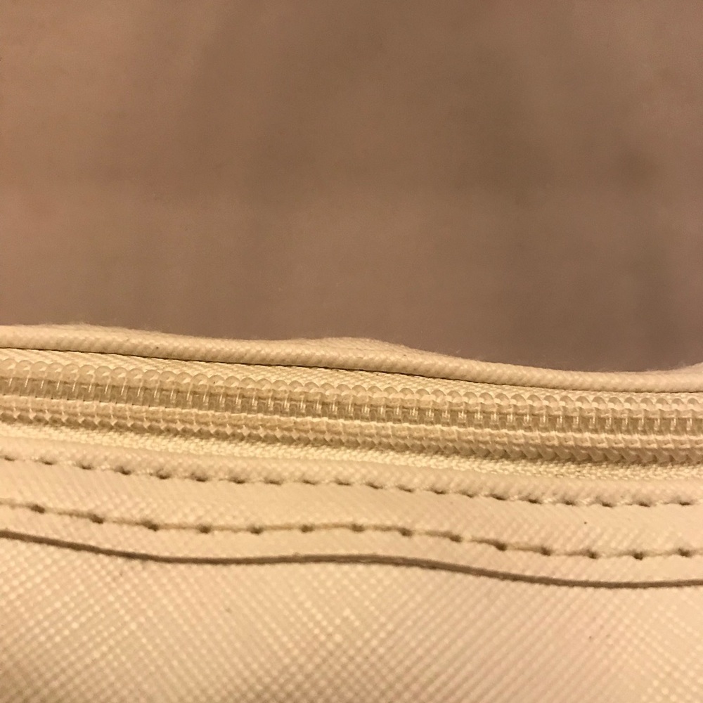 Handbag - Picture 5 of 6